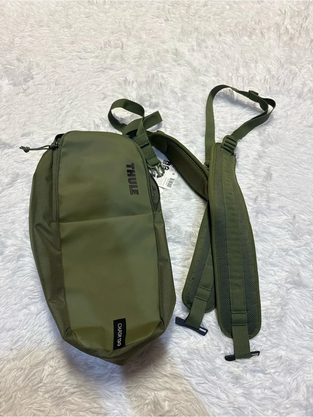 Thule Chasm Olive Green Duffle Bag Packing Case / Accessories Carry Bag
